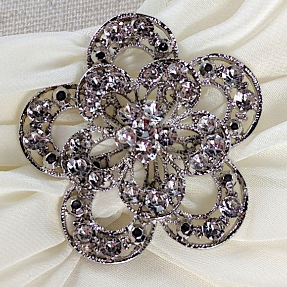 MSK Blouse Off-Shoulder Chiffon Top Cream Silver Tone Flower Brooch Womens Large - Picture 8 of 12